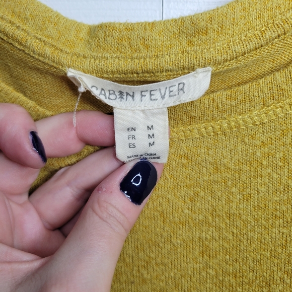 Soft lightweight Cabin Fever sweater - mustard yellow - Picture 4 of 4